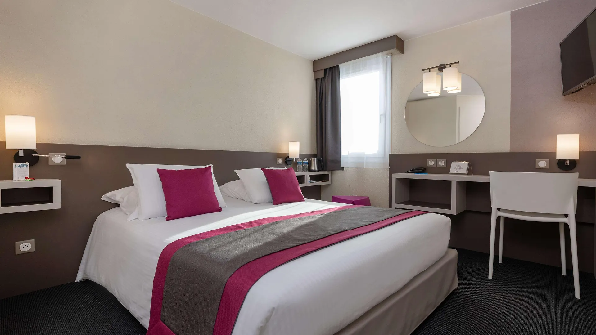 Kyriad Hotel Lyon Givors