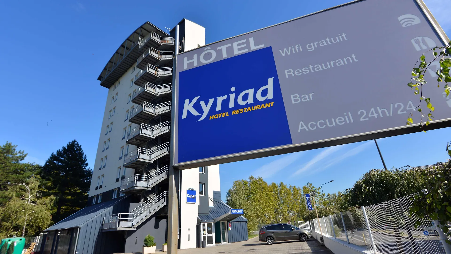 Kyriad Hotel Lyon Givors