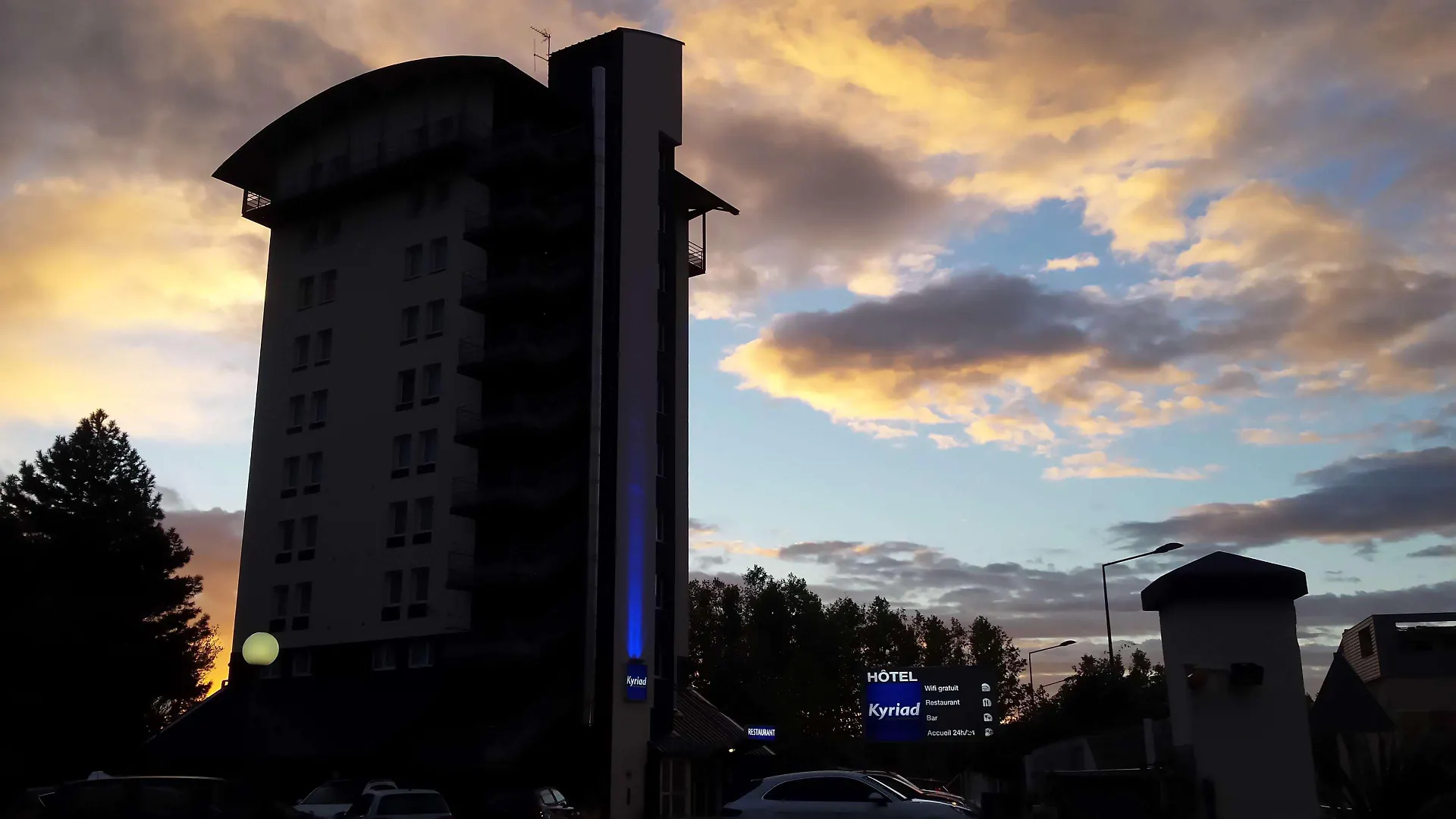 Kyriad Hotel Lyon Givors