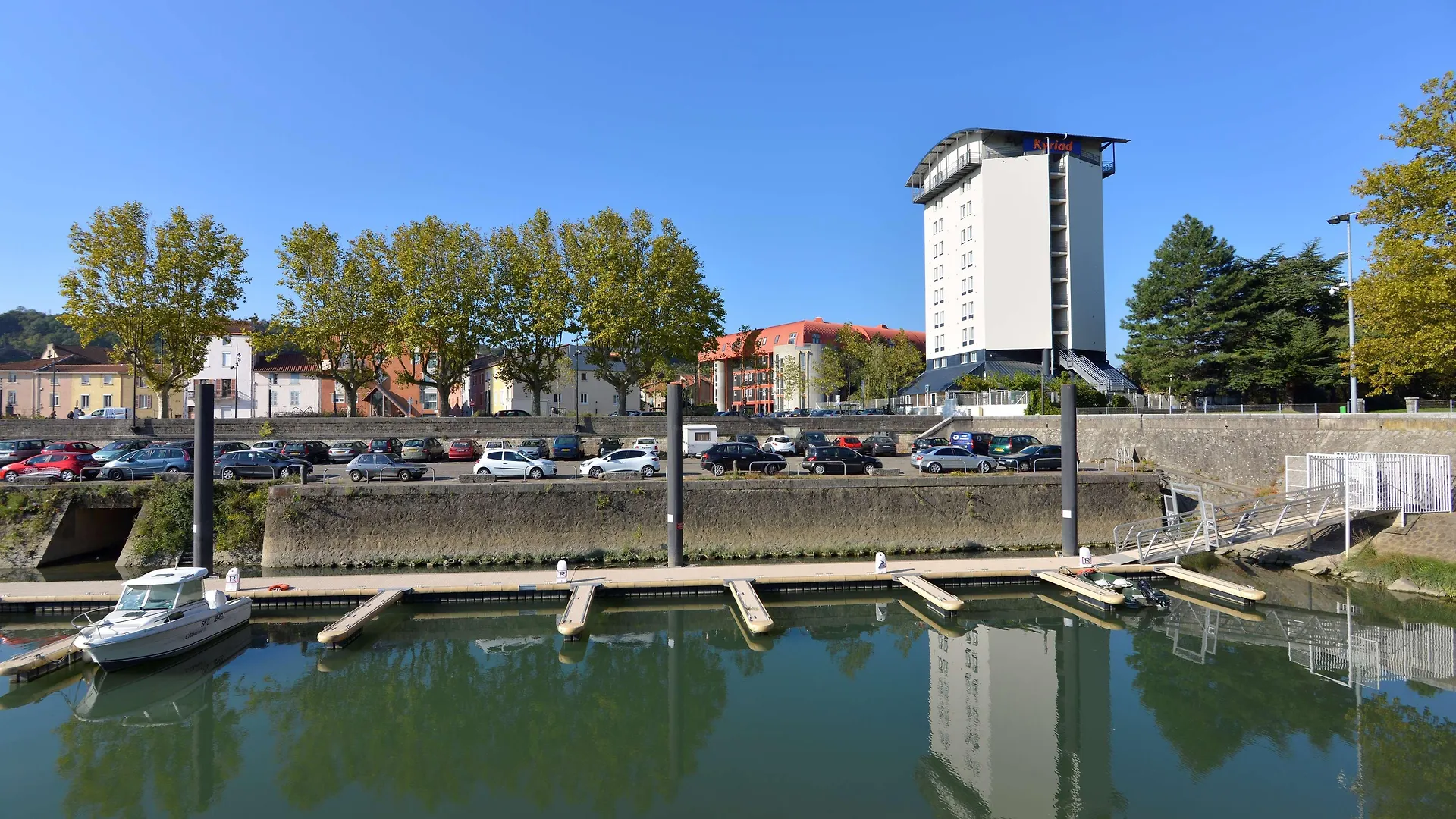 ***  Kyriad Hotel Lyon Givors France